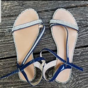 🔥Free with purchase! Strappy rhinestone sandals